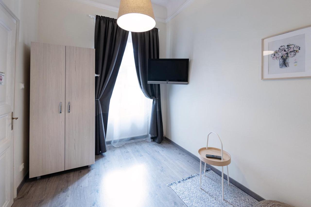 Ozone Private Rooms Boedapest Buitenkant foto