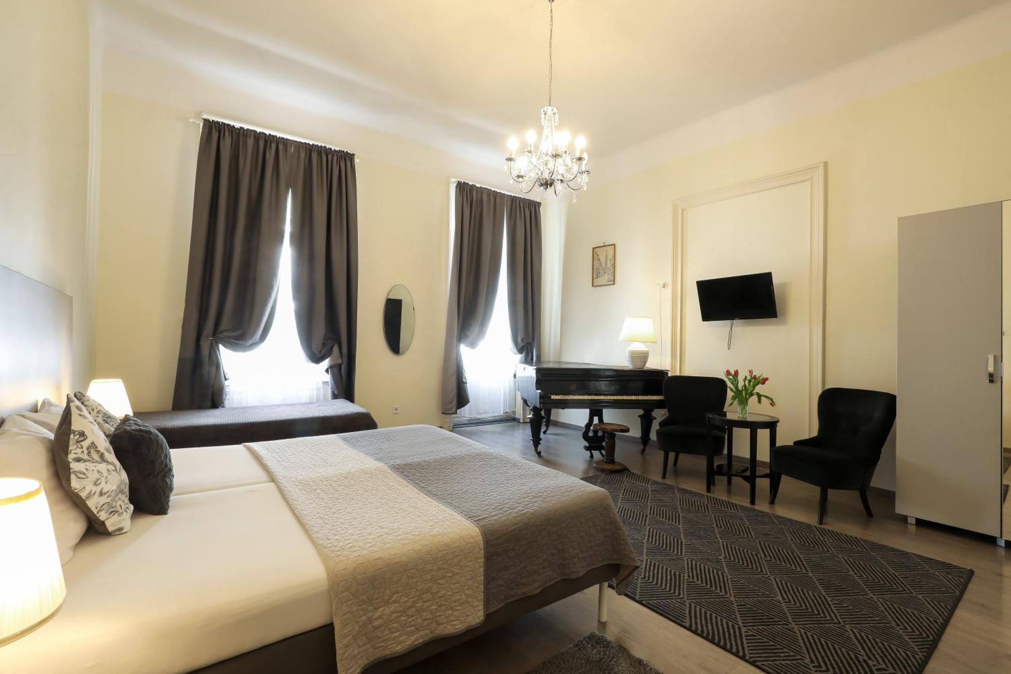 Ozone Private Rooms Boedapest Buitenkant foto