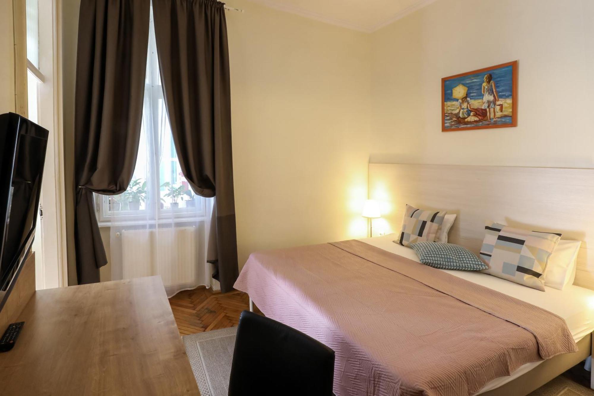 Ozone Private Rooms Boedapest Buitenkant foto
