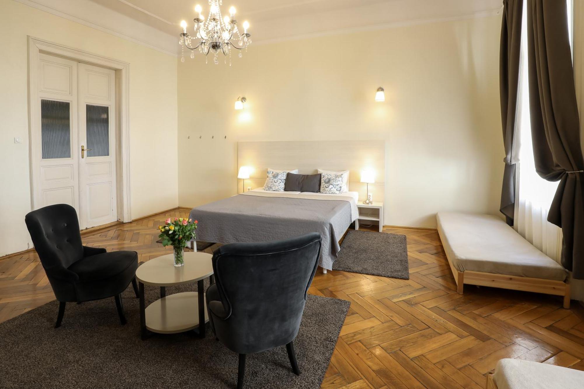 Ozone Private Rooms Boedapest Buitenkant foto