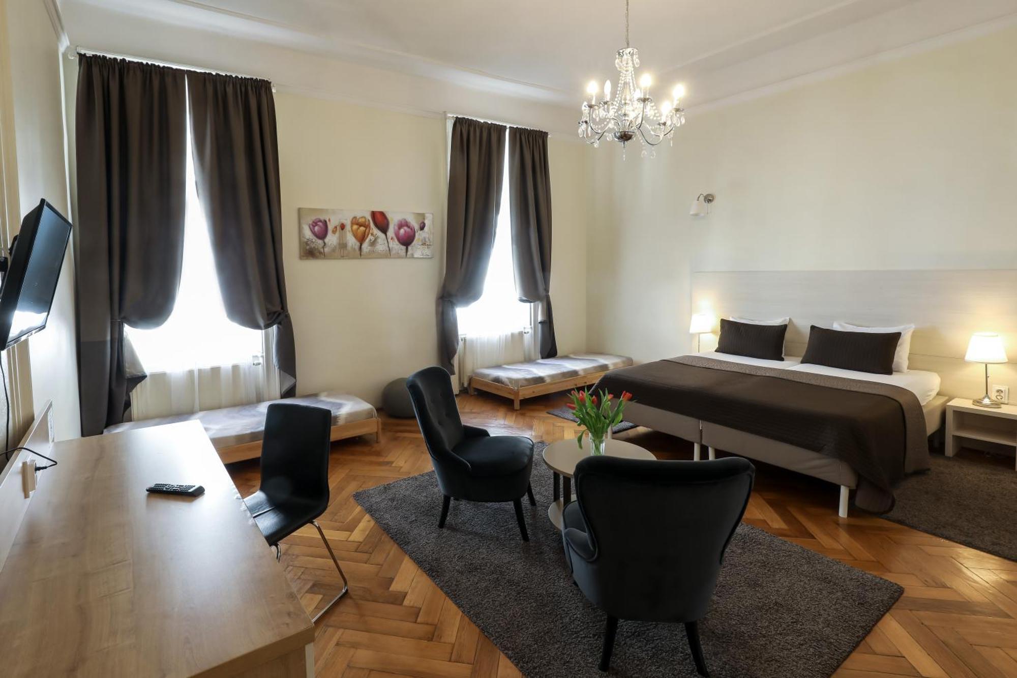 Ozone Private Rooms Boedapest Buitenkant foto